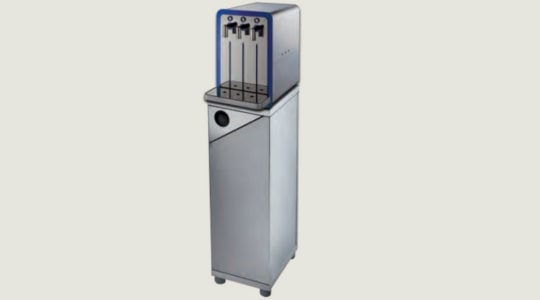 Ecochic B.T. dispenser paired with combinable cabinet
